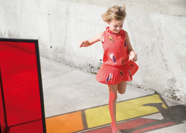 Модни тенденции за детска мода момиче рокля pili carrera