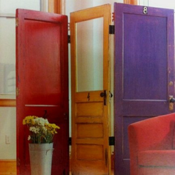 Oude deuren DIY meubels lokvogels recycleren deurscherm