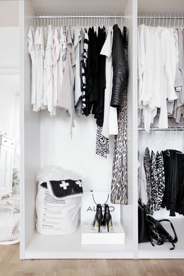 omklædningsrum åben garderobe reolsystem klædeskab