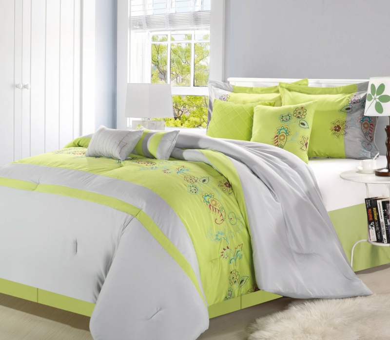 фантазия легло зелен paisley модел
