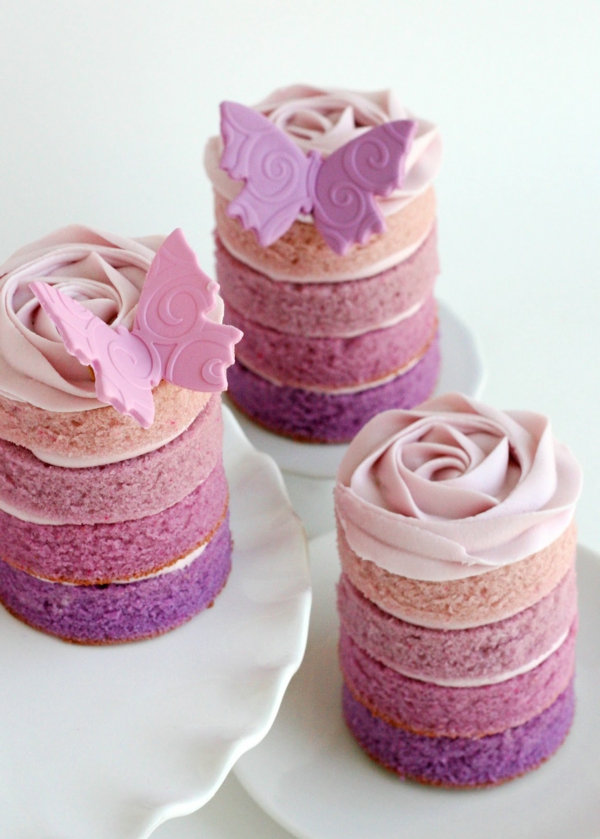 fancy kake lag sommerfugler rosanuancen