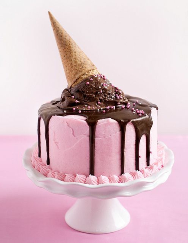 fancy taarten roze ijs traktaties