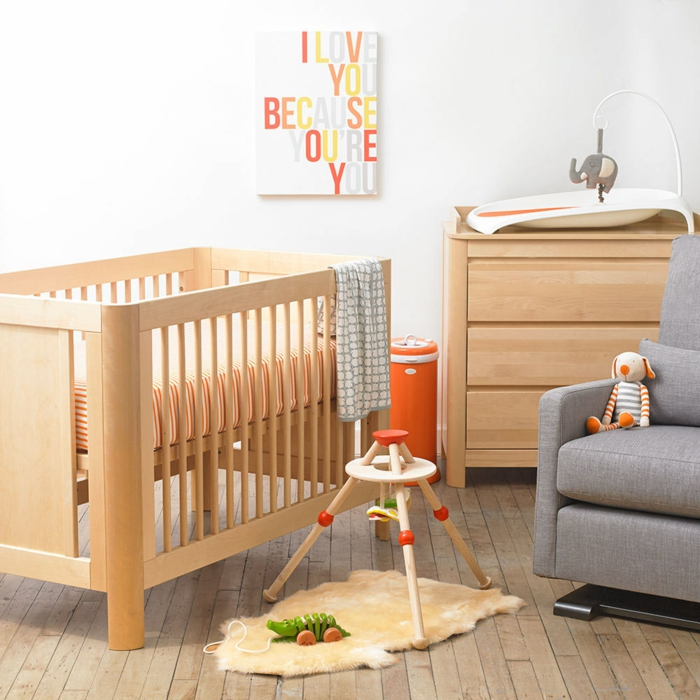 diseño de camas de bebé diseño de habitación de bebé piso de madera cayó silla gris alfombra