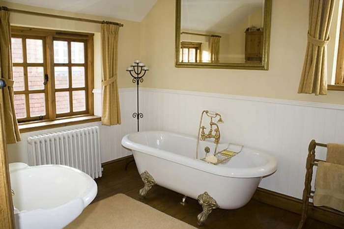 salle de bain décoration idées de décoration exemples d'ameublement indigo gold2