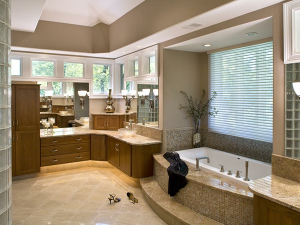 浴缸与步骤现代浴室瓷砖嵌入式浴缸