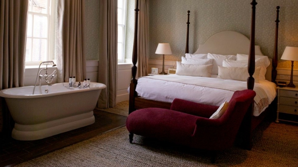 baignoire chambre à coucher valentines romantique couvre-lit rideaux
