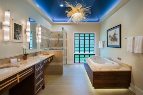 badkamer verlichtingsarmatuur Aziatisch stijl blauw plafond