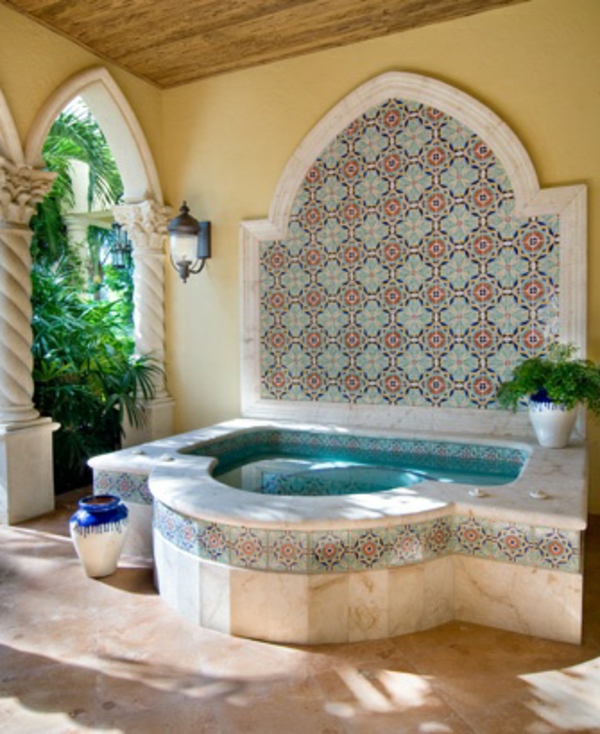 badkamer design badkuip mozaïek