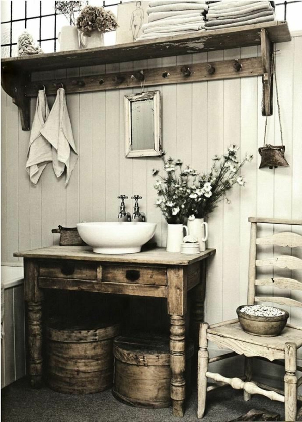 אמבטיה עיצוב עץ ציפוי