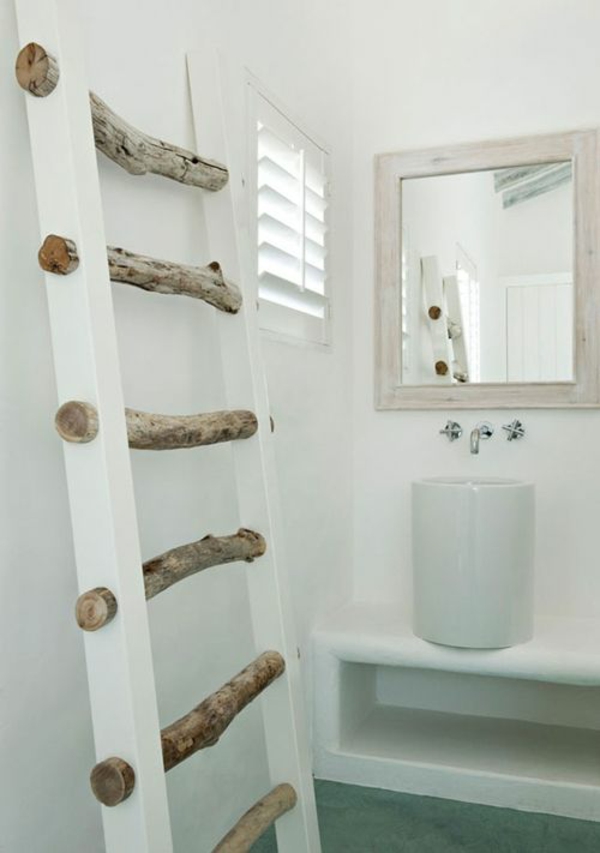 badeværelse design ideer rustik håndklæde stige trævask bord