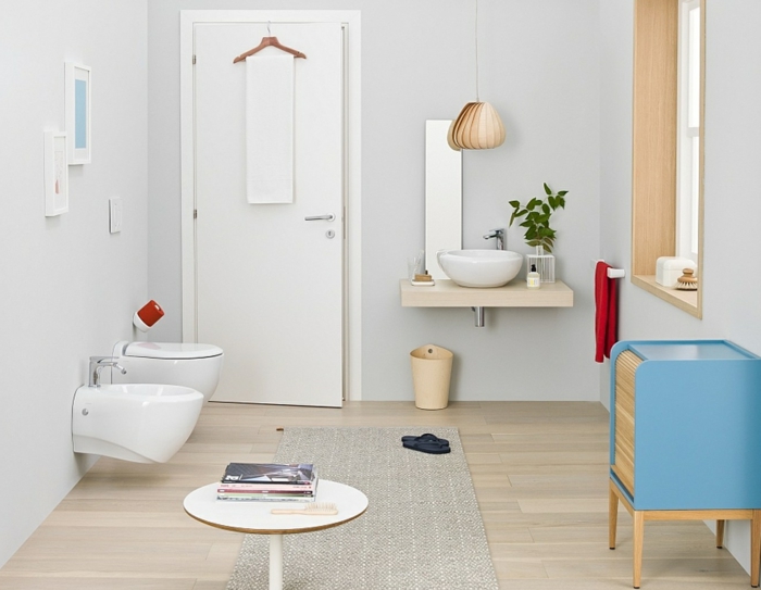 vonios kambario baldai, nedidelis vonios kambarys, šiuolaikiniai baldai, kilimų bėgikas