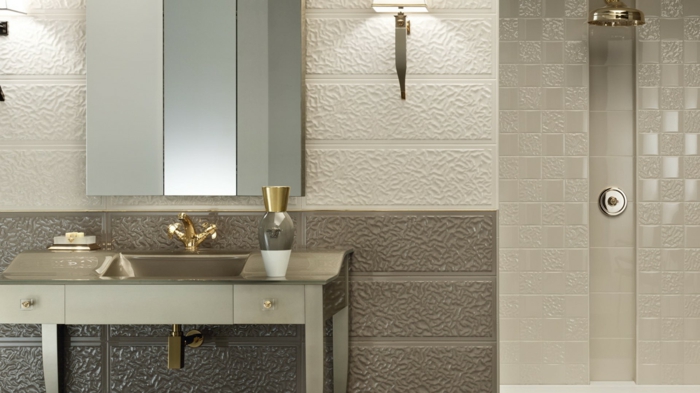 πλακάκια μπάνιου κομψό πολυτελές ιδέες μπάνιου χρυσά στοιχεία