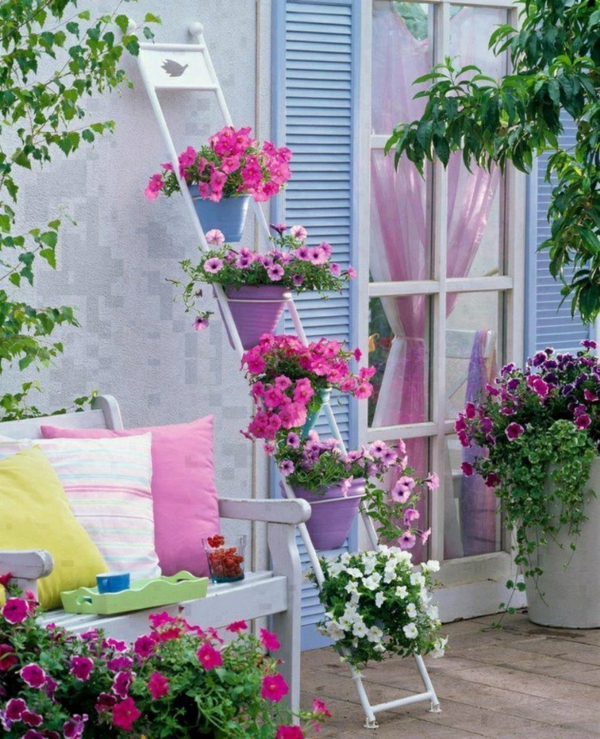 μπαλκόνι φύτευση σκάλα λουλουδιών