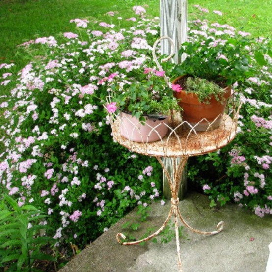 balkon móda ošumělý elegantní starý stůl květináč