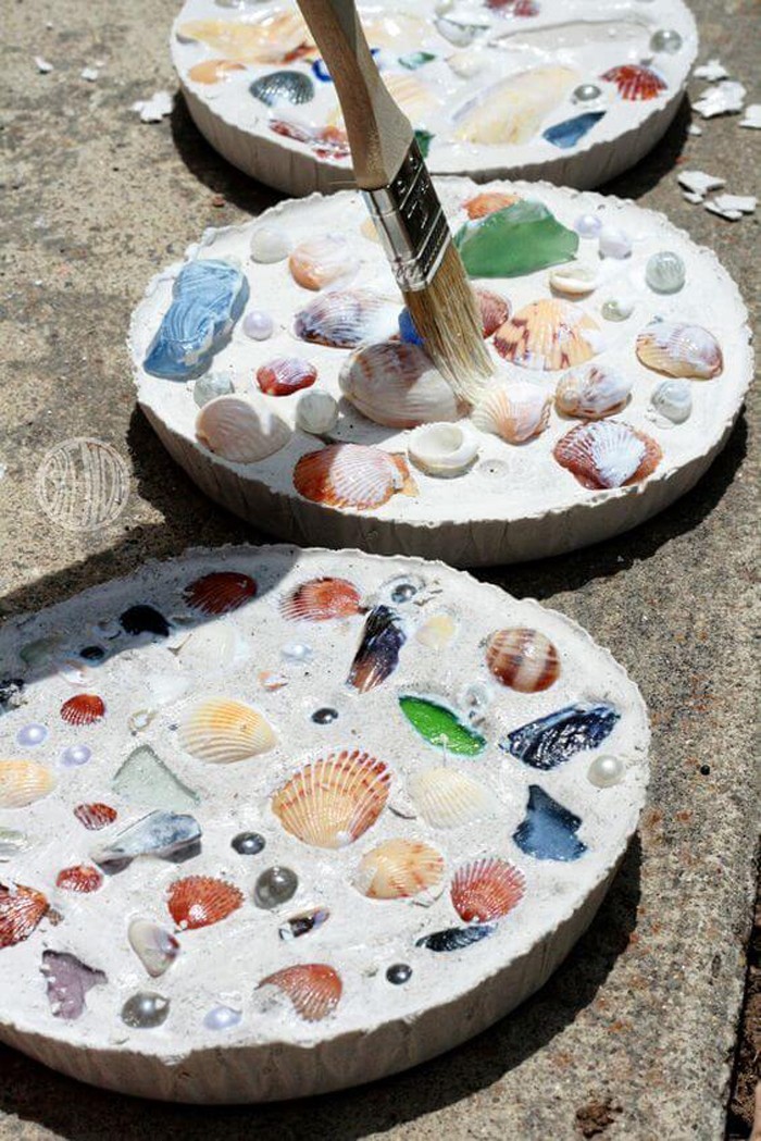 tinker with seashells summer holiday tinker with natural materials diy ideas step stones