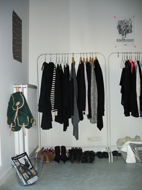 walk-in garderobe selv bygge klær rack sette opp omkledningsrom