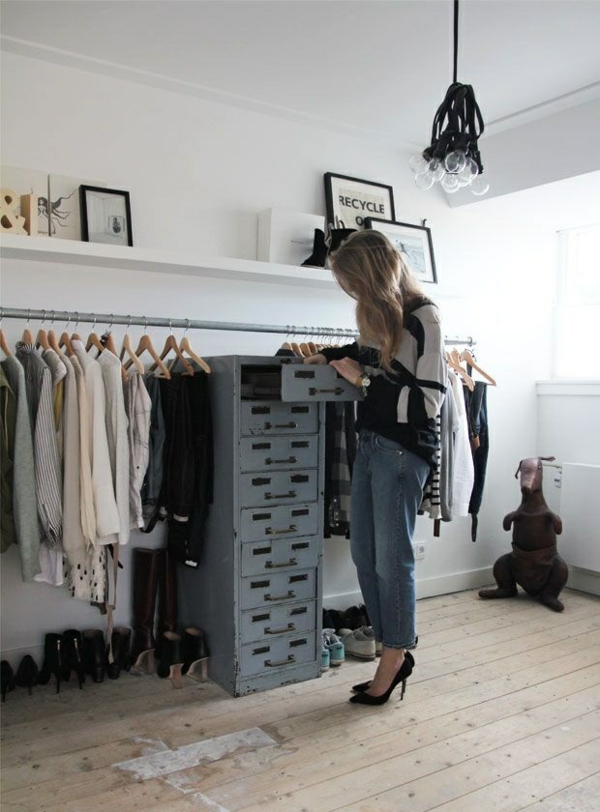 walk-in garderobe selv bygge klær rack vintage møbler