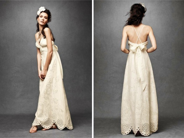 smėlio spalvos vestuvių suknelė boho stilingas vasaros stilius