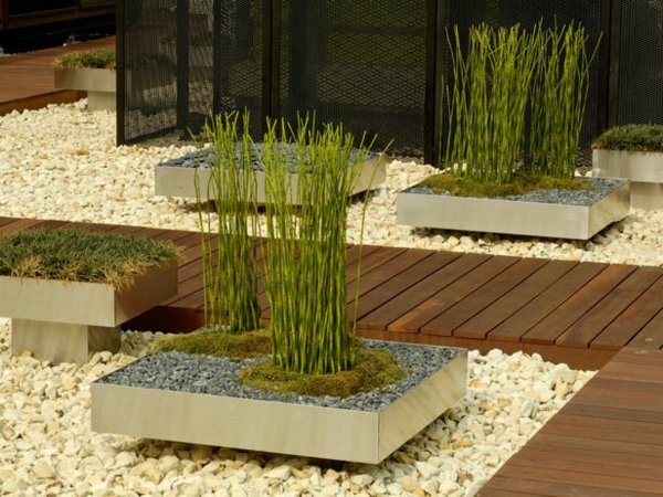 příklady moderních návrhů zahradního dekorace