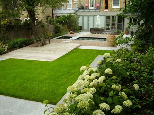 exemple de piscină modernă de design de grădină