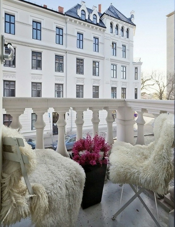 cómodo balcón diseños ideas área de estar acogedor lana