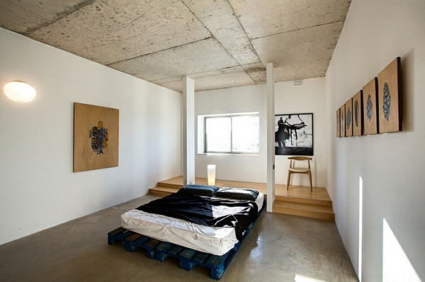 betonová místnost stropní postel pokoj umění
