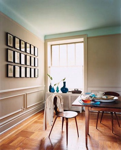 albastru plafon tradiționale sala de mese idee de design