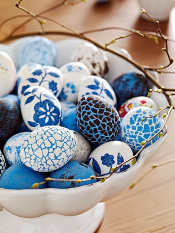 blauw witte kleuren bloemen beeldjes pasen eieren pasen idee