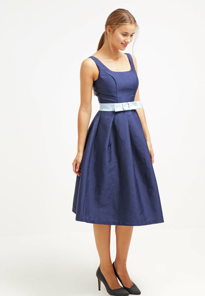 فستان أزرق اللون تصميم فساتين زرقاء dessin الحرير مع رائعتين