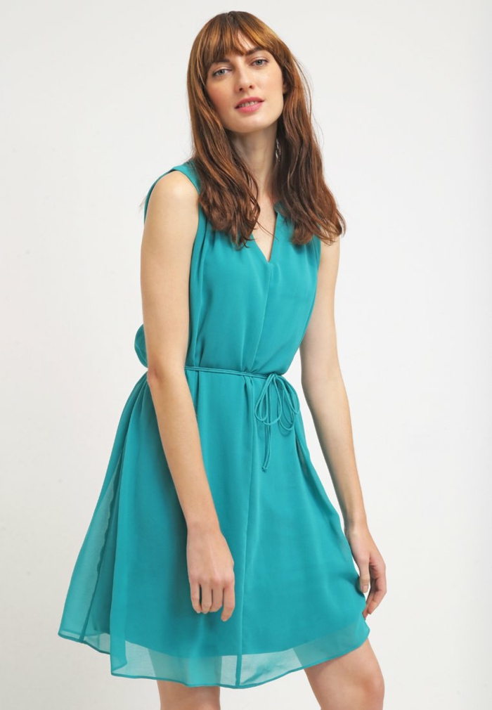 синя рокля цветова схема сини рокли шифофон коприна