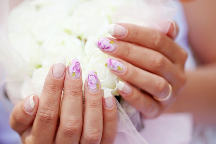 γάμου μανικιούρ floral μοτίβα-Γαλλικά-καρφιά-για-το γάμο