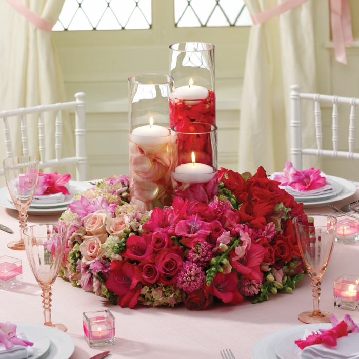 flowers table decoration wedding roses fresien wreath