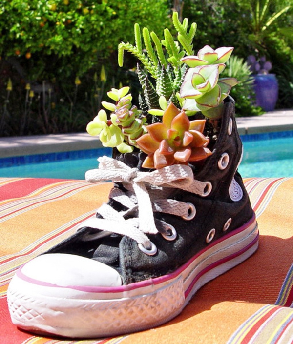 създаване на цветно легло в спортни обувки идеи за градината