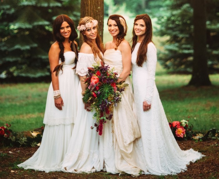boho vestuvių idėjos vestuvių suknelės nėrinių telyčių miško vestuvės