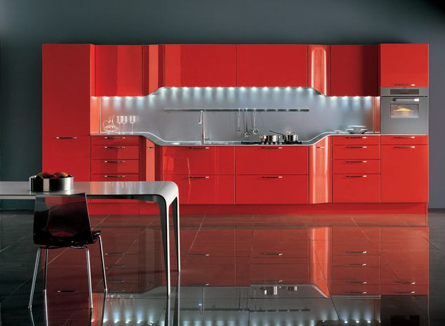 צבע אדום מגניב למטבח אולטרה מודרני כתום אדום