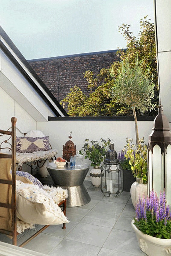 Idées de conception de terrasse sur le toit lanternes de style oriantacher