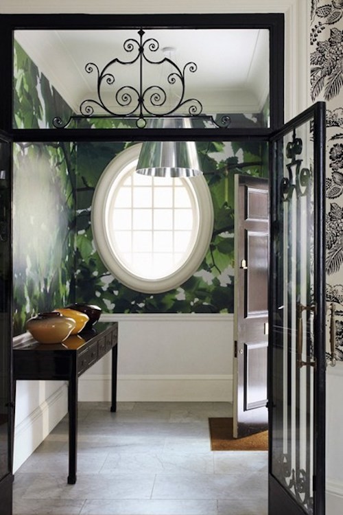idées de décoration pour le couloir élégant papier peint vert déco