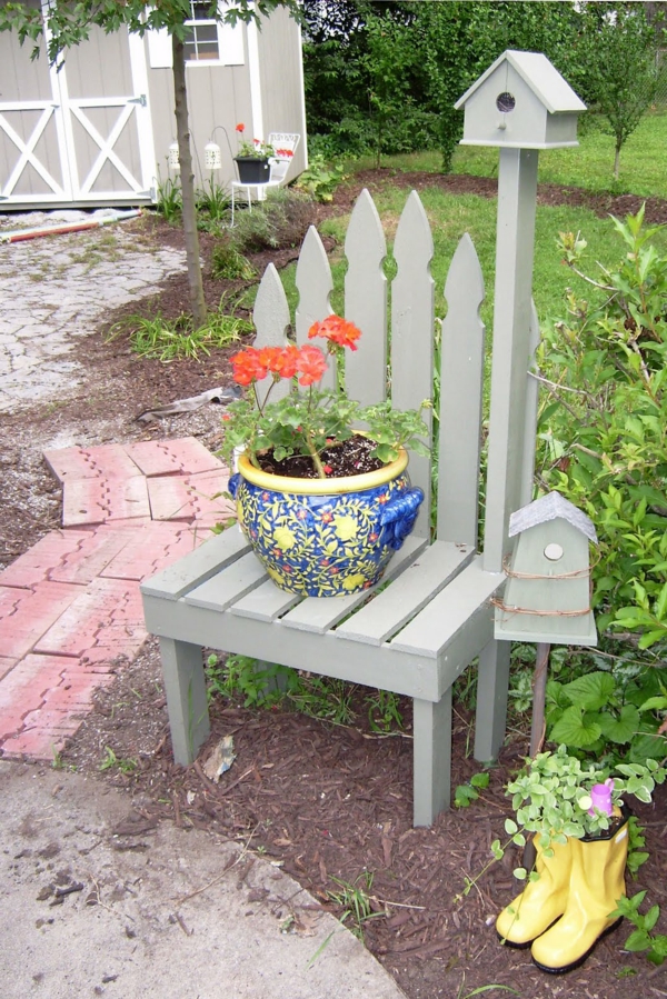 διακόσμηση ιδέες κήπο ηλικία καρέκλα λουλούδι γλάστρα σε αυτό