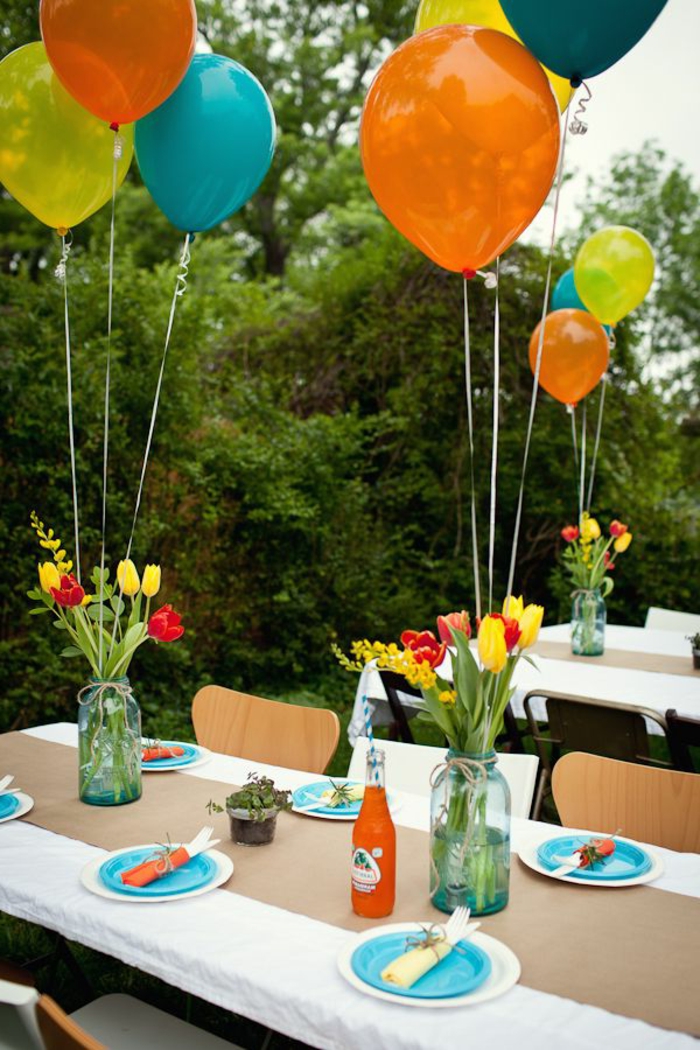 deco ideeën tuinfeest ballonnen tafel decoratie ideeën