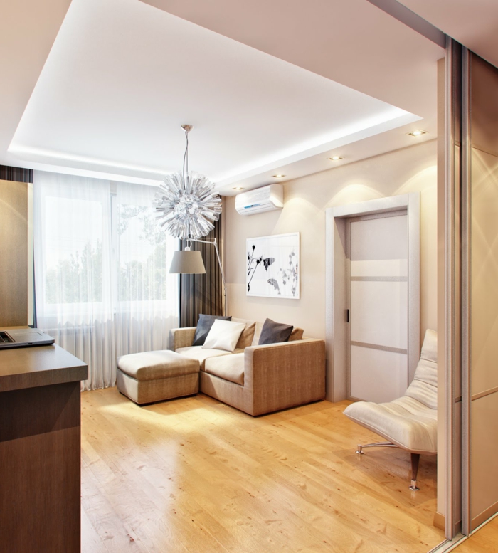 la sala de estar del diseño proporciona las cortinas aireadas del suelo laminado