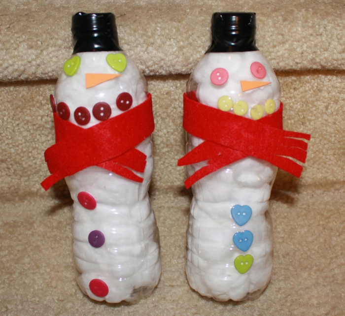bricolage idées bouteilles en plastique décorer les bonhommes de neige
