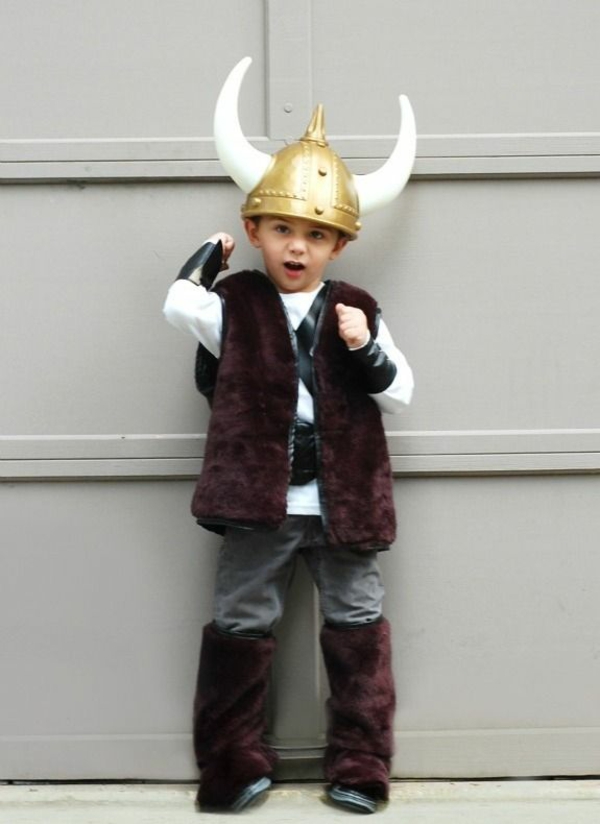 DIY clothes carnival costumes little wiking