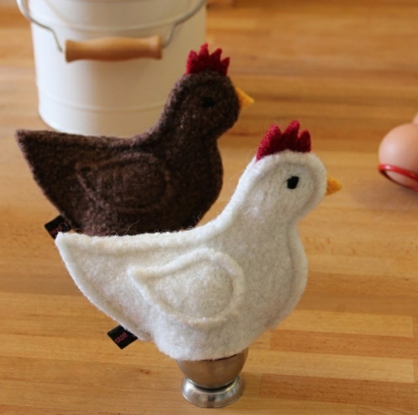 DIY project egg warmer sewing rooster motif