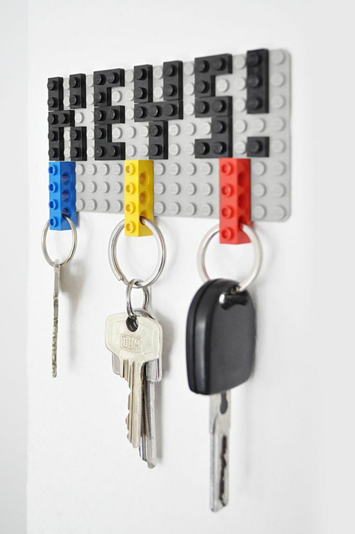 DIY פרויקטים lego אבנים מחזיק מפתחות עם הקיר