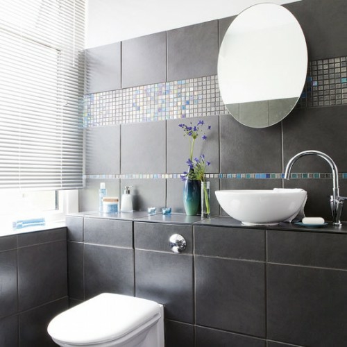 idées de conception de salle de bain sombre carreaux gris foncé