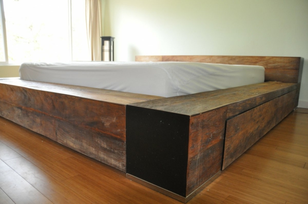 дървени греди за спалня с истински дървени мебели