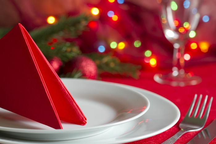 Enkelt bordplade Julduge stofservietter rødt
