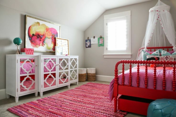 väri ideoita lasten huone vaaleanpunainen matto sänky