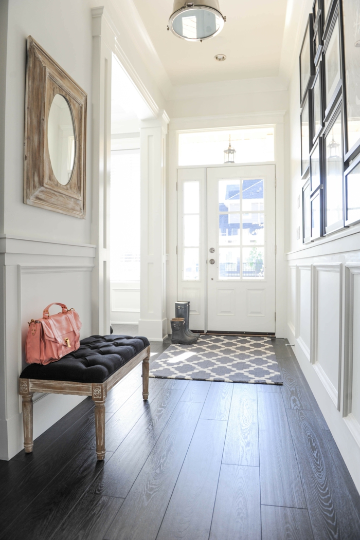 家具的想法走廊地毯长凳仿古墙镜子较暗的地板