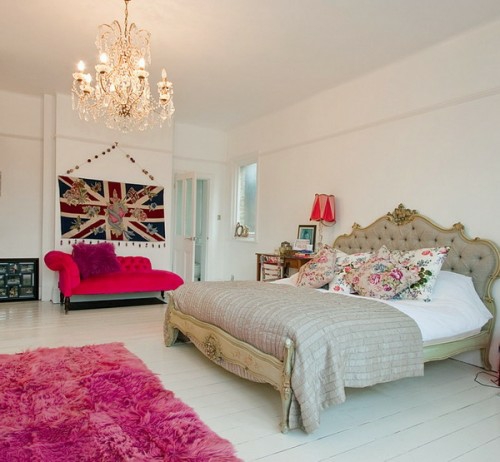 英国卧室内部的想法粉红色软地毯